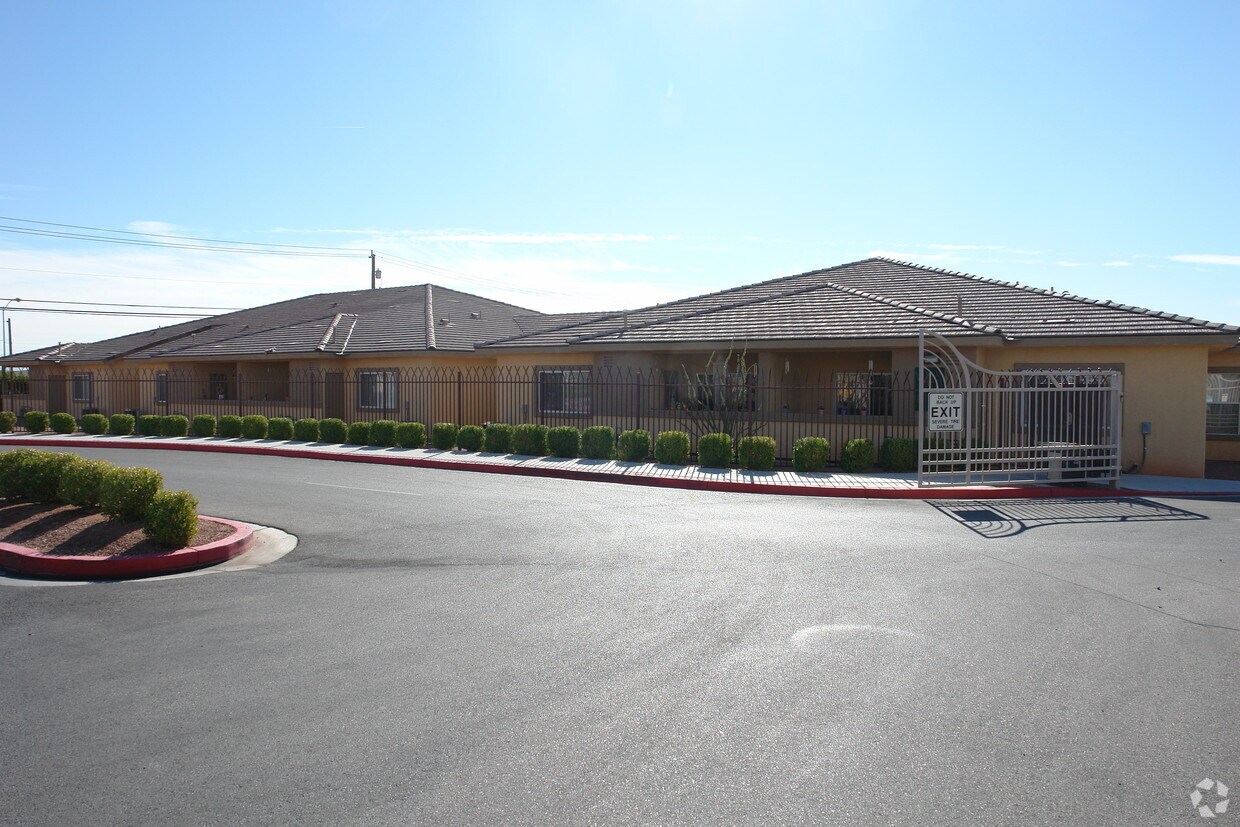 Foto del edificio - Louise Shell Senior Apartments