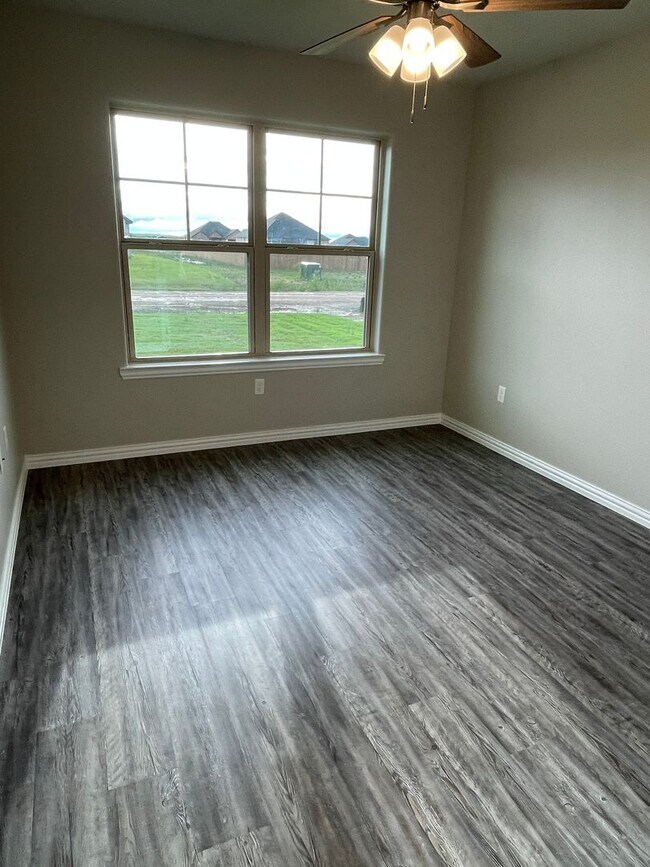 Foto del edificio - Cozy 3 bed, 2 bath - Silo School District