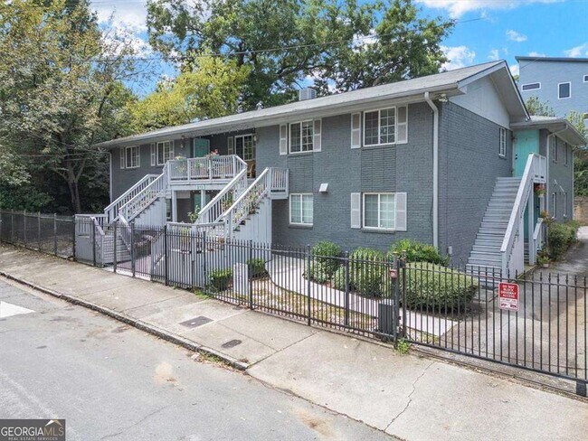 Foto del edificio - 210 Sampson St NE
