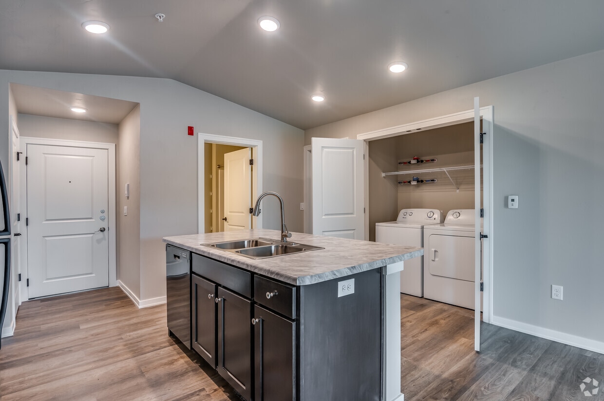 Primary Photo - Fox Crossing Creek Apartments