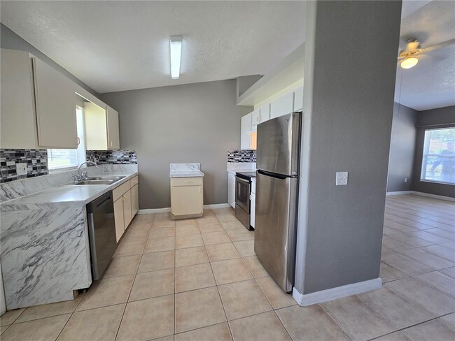 Foto del edificio - 3113 Julia Ct