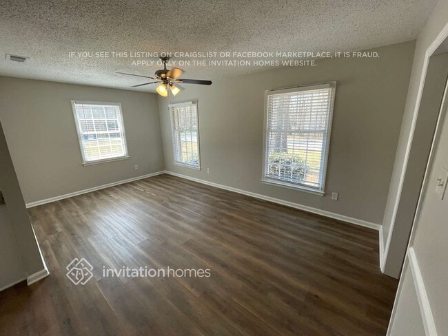 Foto del edificio - 10437 White Pine Rd