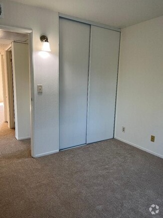 Building Photo - 5908 Cedros Avenue