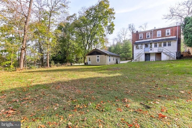 Building Photo - 692 Lenni Rd