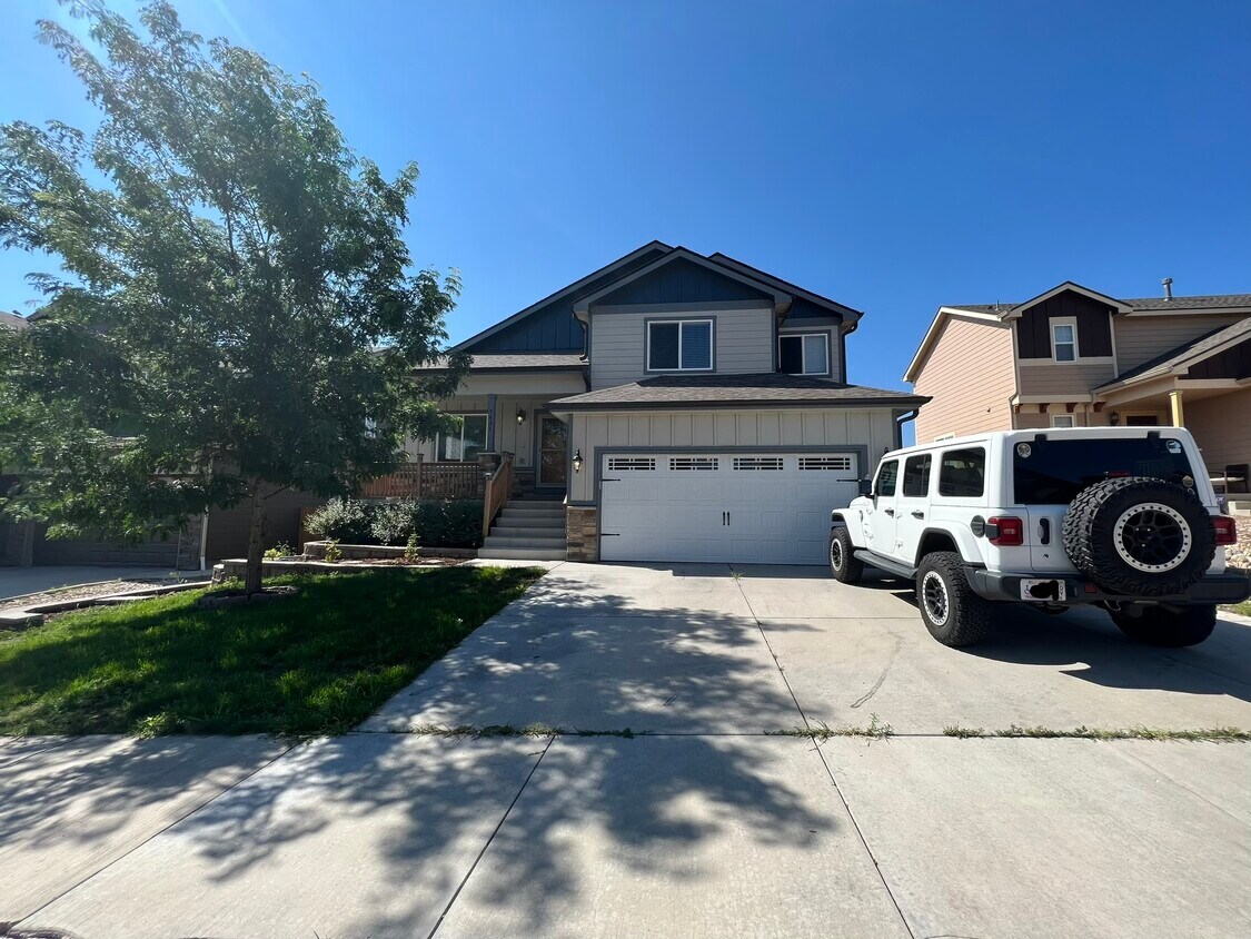 Primary Photo - 7431 Araia Dr