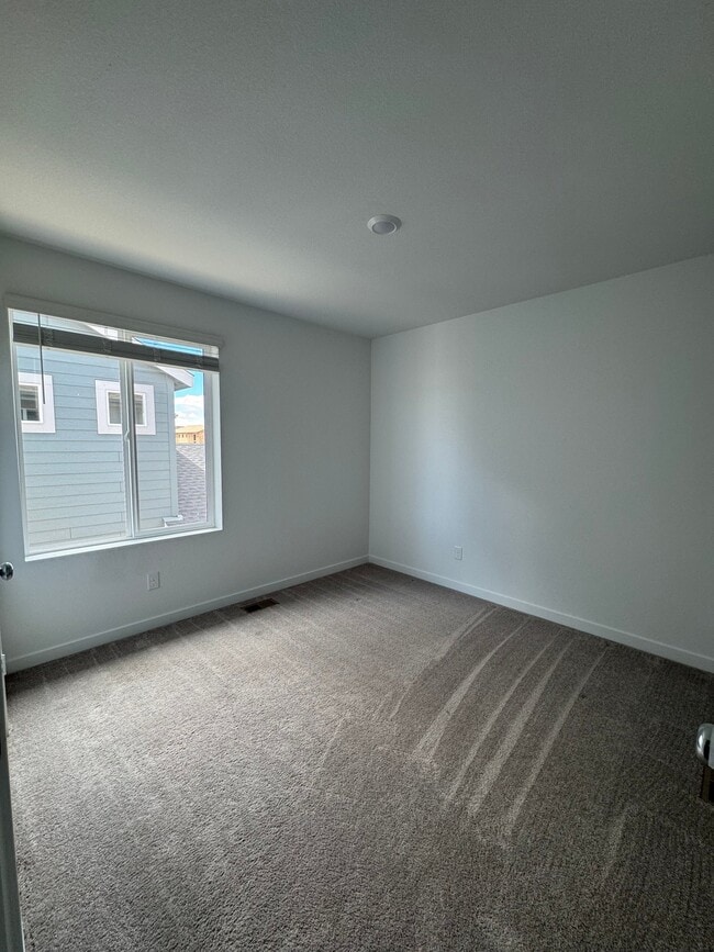 Building Photo - 9156 Percheron Pony Dr