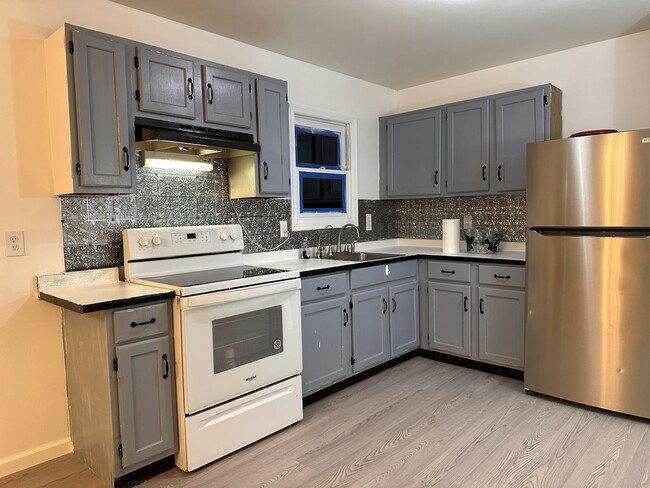 Building Photo - 2412 Winding Way