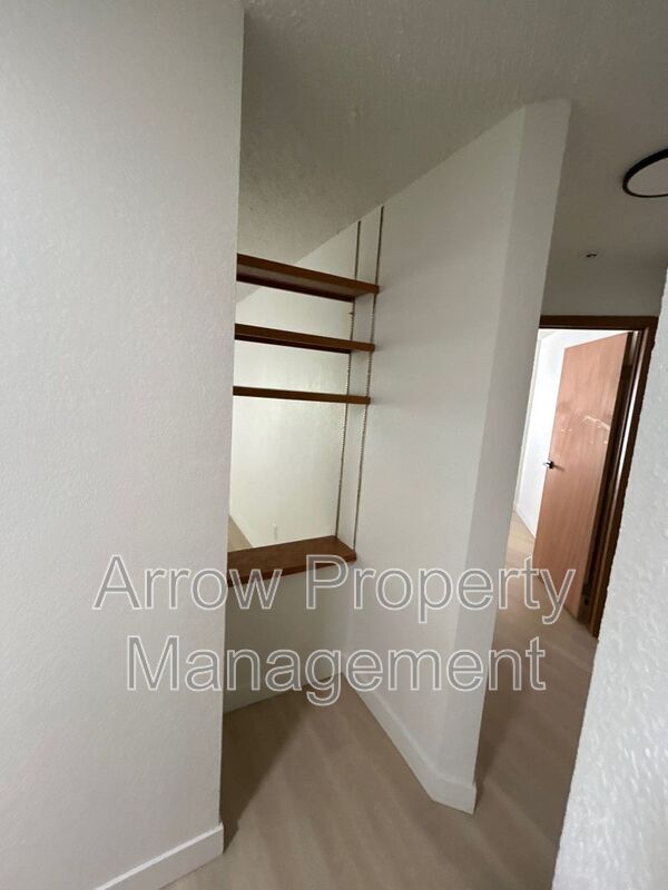Foto del edificio - 205 E Arbor Ave