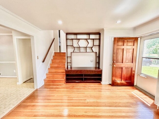 Photo - 1010 Kennon Ct House