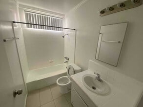 Building Photo - 8010 Owensmouth Ave