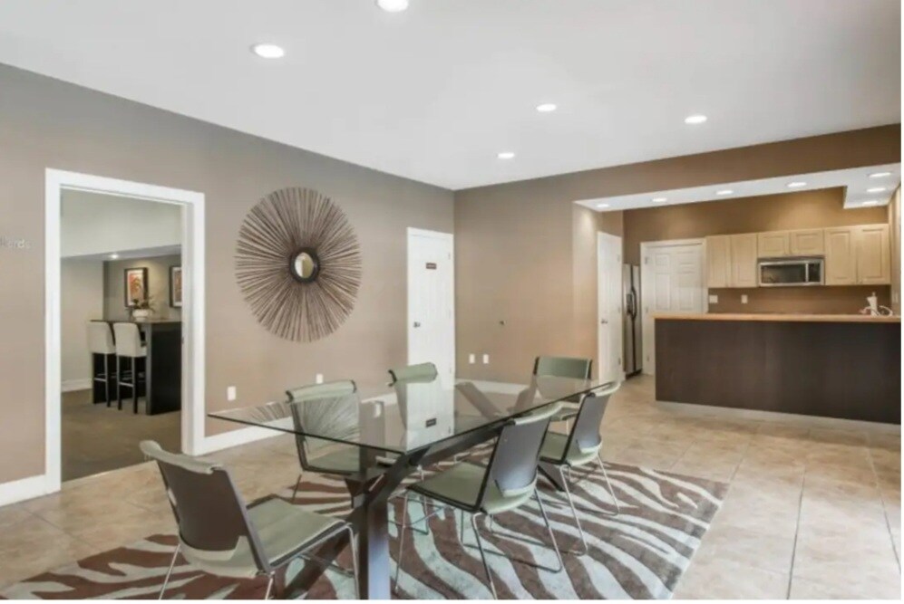 Office area - 11060 Cameron Ct