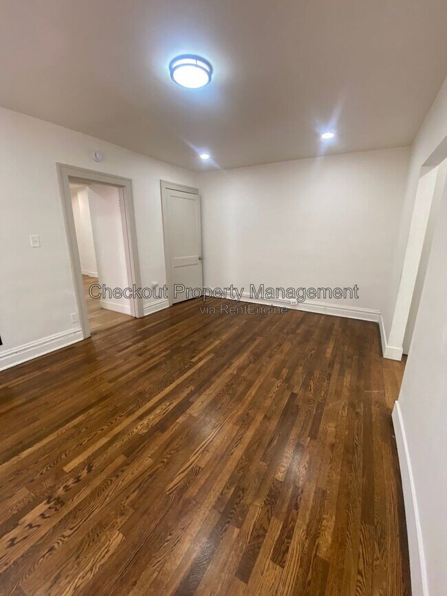 Building Photo - 4746 S Grand Blvd