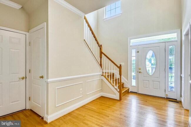 Building Photo - 8316 Sweet Brenda Ct