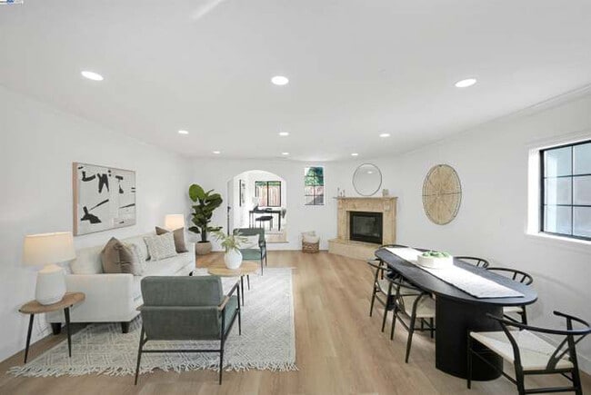 Foto del edificio - 2126 Gross St