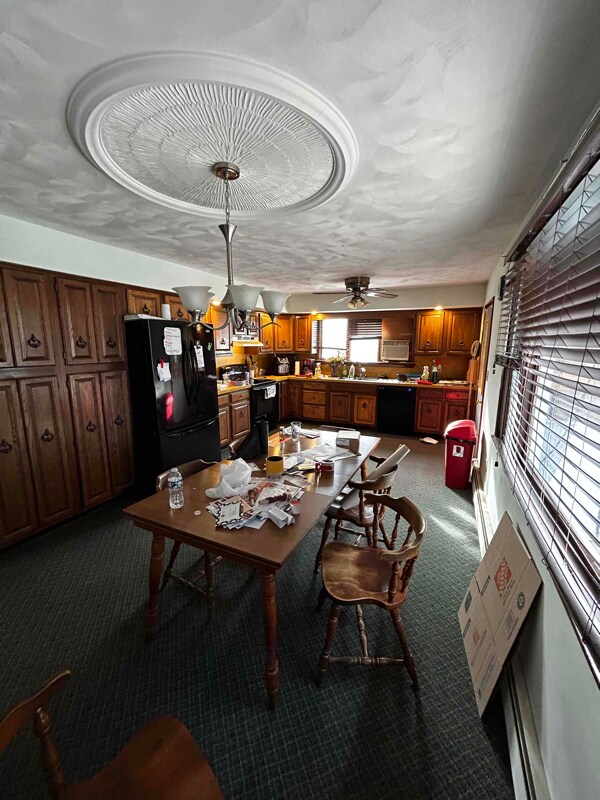 Foto del edificio - 131 Valley View Dr