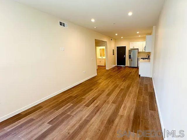 Foto principal - 1041 N Cummings St