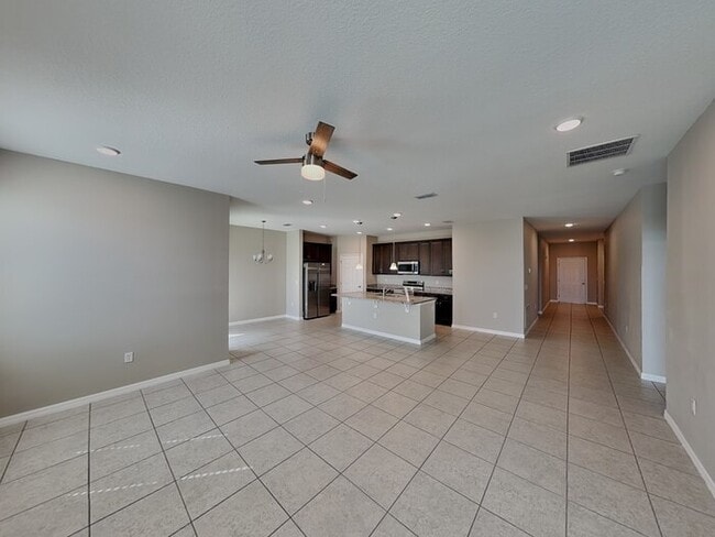 Foto del edificio - 5621 Camilla St