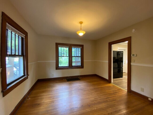 Foto del edificio - Available August 11th, 2026!