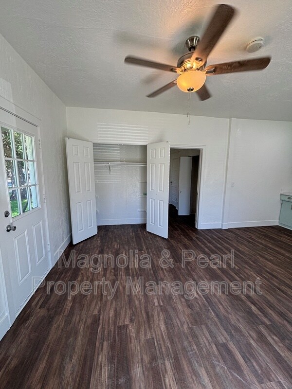 Foto del edificio - 1521 Blaine St