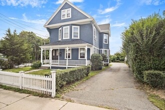 Building Photo - 263 Riverside Ave