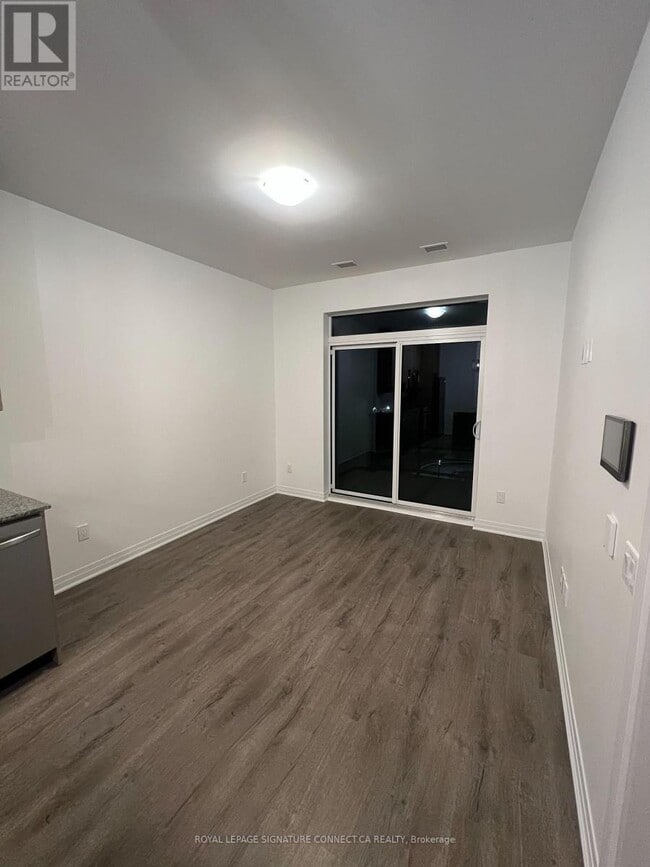 Photo du bâtiment - 460 Gordon Krantz Ave