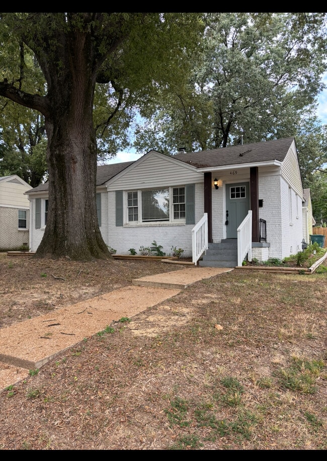 Photo - 469 Lytle St House