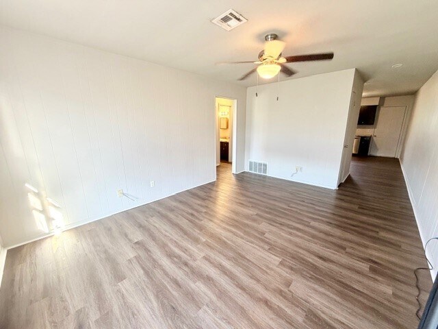 Foto del edificio - 1007 W Hendrix St