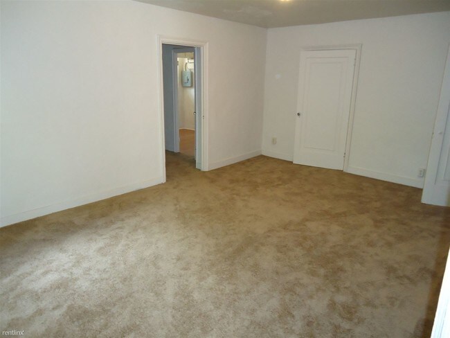 Foto del edificio - 5700 Munhall Rd