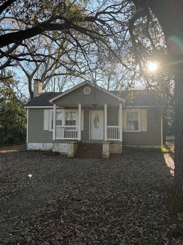 Foto del edificio - Prime Pineville Location – Stylish 2-Bedroom Near I-485 & Carolina Place