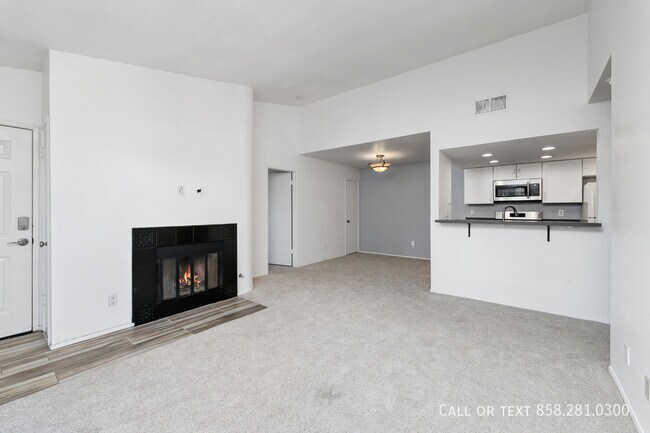 Foto del edificio - 9458 Twin Trails Dr