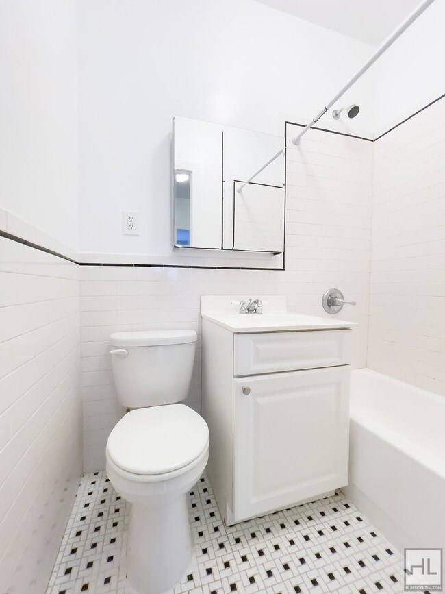 Foto del edificio - WEST 56 STREET