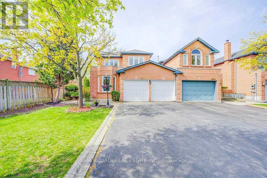 Photo principale - 5056 MOULIN ROUGE BSMT Crescent