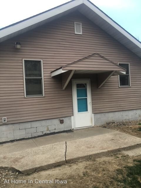Building Photo - 2 br, 1 bath House - 421 S league Dr
