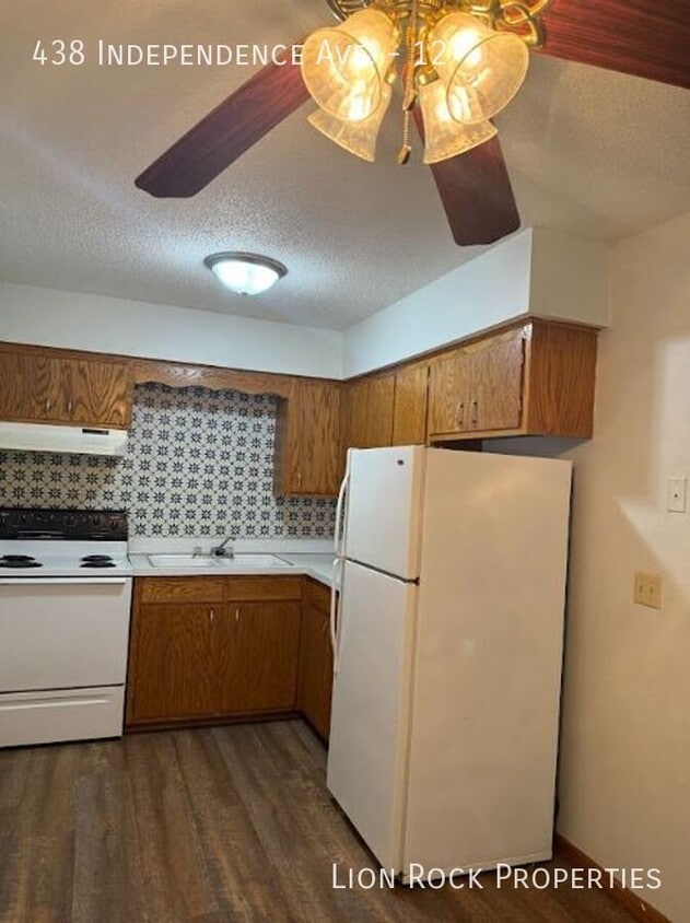 Foto principal - 438 Independence Ave N