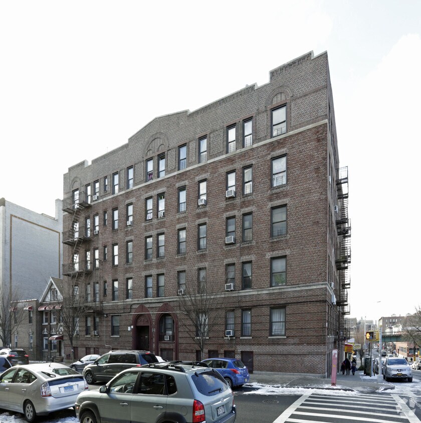 Foto principal - 2357 Walton Ave