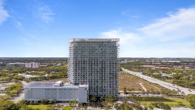 Building Photo - 2000 Metropica Way