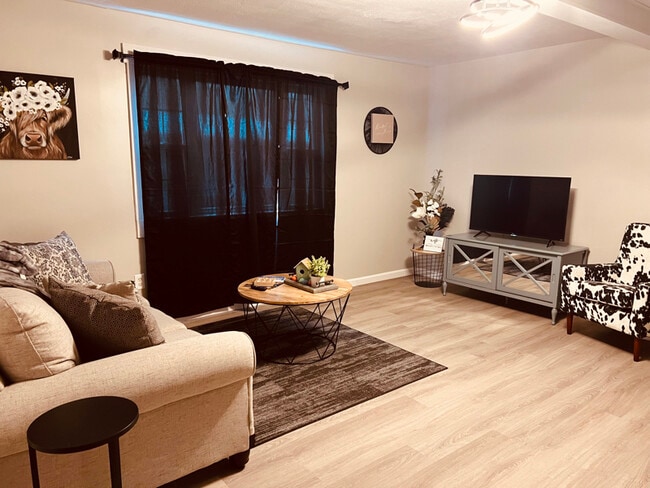 Foto del edificio - 303 Hill St