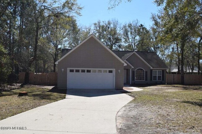 Building Photo - 224 Shellbank Dr