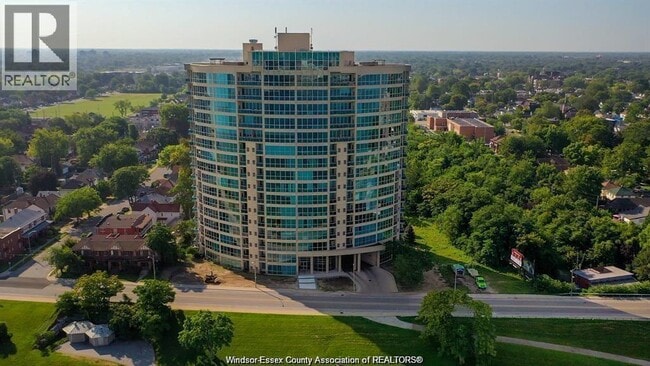 Building Photo - 1225 Riverside Dr W