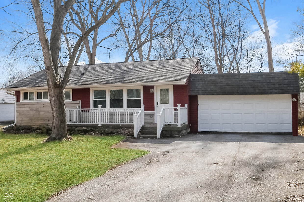 Primary Photo - 2521 Butterfield Dr