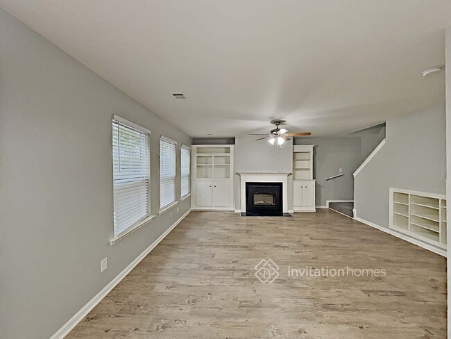 Building Photo - 130 Holly Mill Village Dr