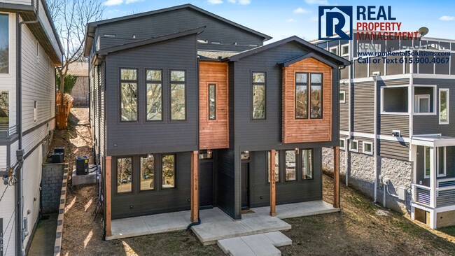 Building Photo - Brand new luxury townhome in East Nashvill...