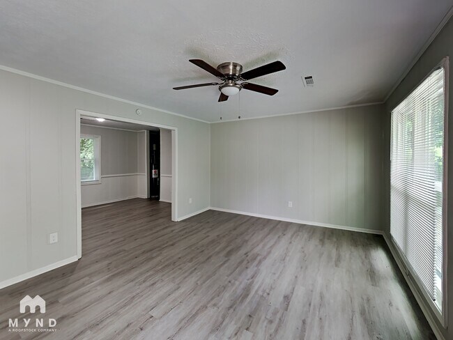 Foto del edificio - 10140 Morris Dr SW
