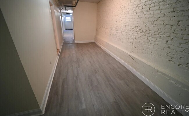 Foto del edificio - 1131 Commonwealth Ave