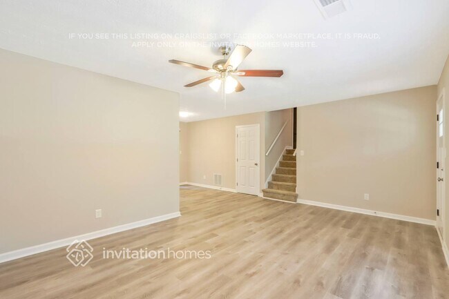 Foto del edificio - 5027 Vonn Pl