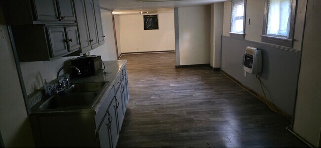 Foto del edificio - 400 E Thrush Ave