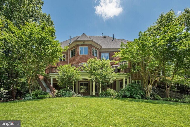 Building Photo - 7841 Montvale Way