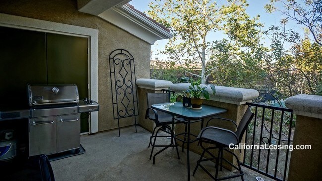 Foto del edificio - 17959 Lost Canyon Rd