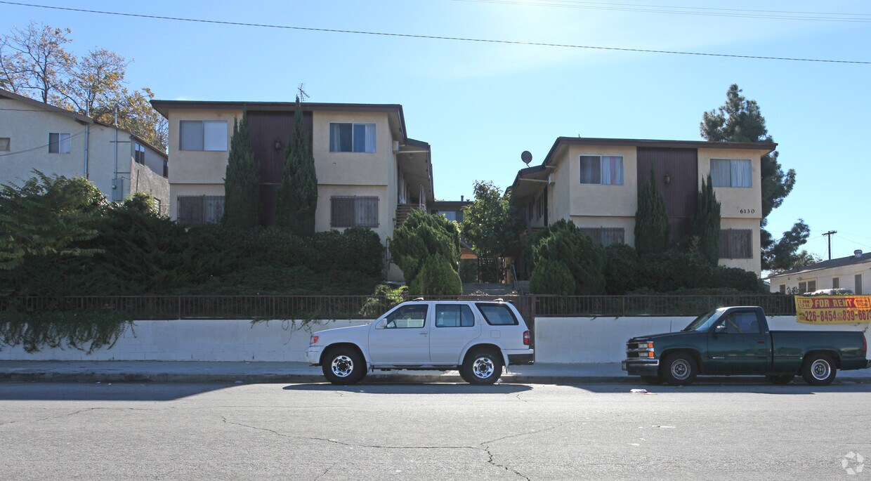 Building Photo - 6130 Mesa Ave