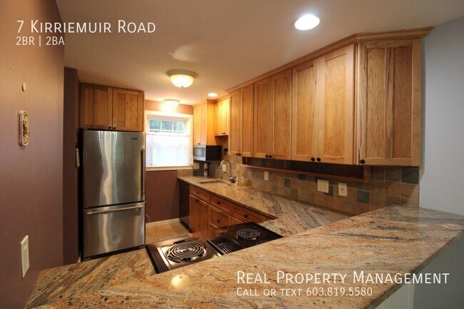 Building Photo - 2 Bedroom, 2 Bath Stratham Condo with Gara...